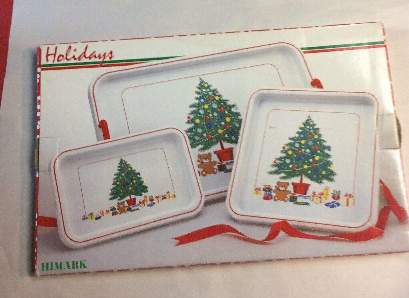 Vintage 1986 Himark Christmas Tree 3 Piece Laquerware Tray Set  Of 3. # 16-6000