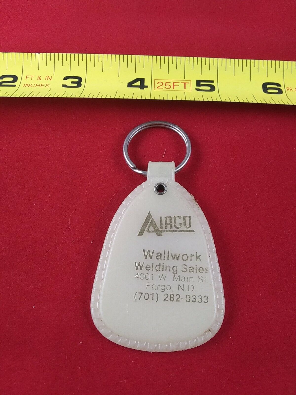 Vintage AIRCO Welding Sales Fargo North Dakota Keychain Fob Key Ring *QQ15
