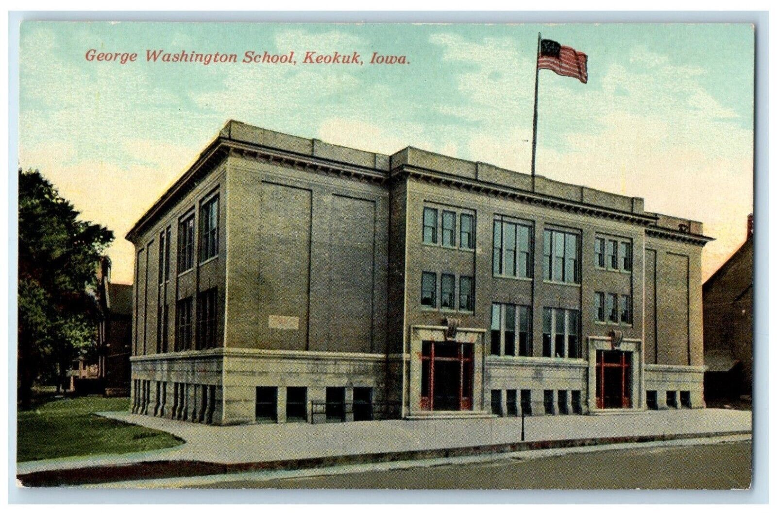 c1910's George Washington School Building Scene Street Keokuk Iowa IA Postcard