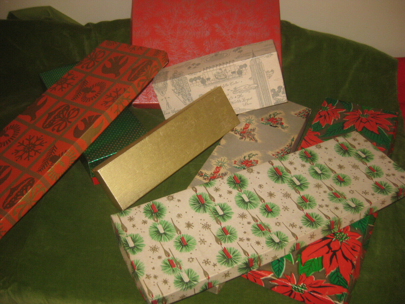 Lot Of 8 Vintage Christmas  Gift Boxes Multicolor