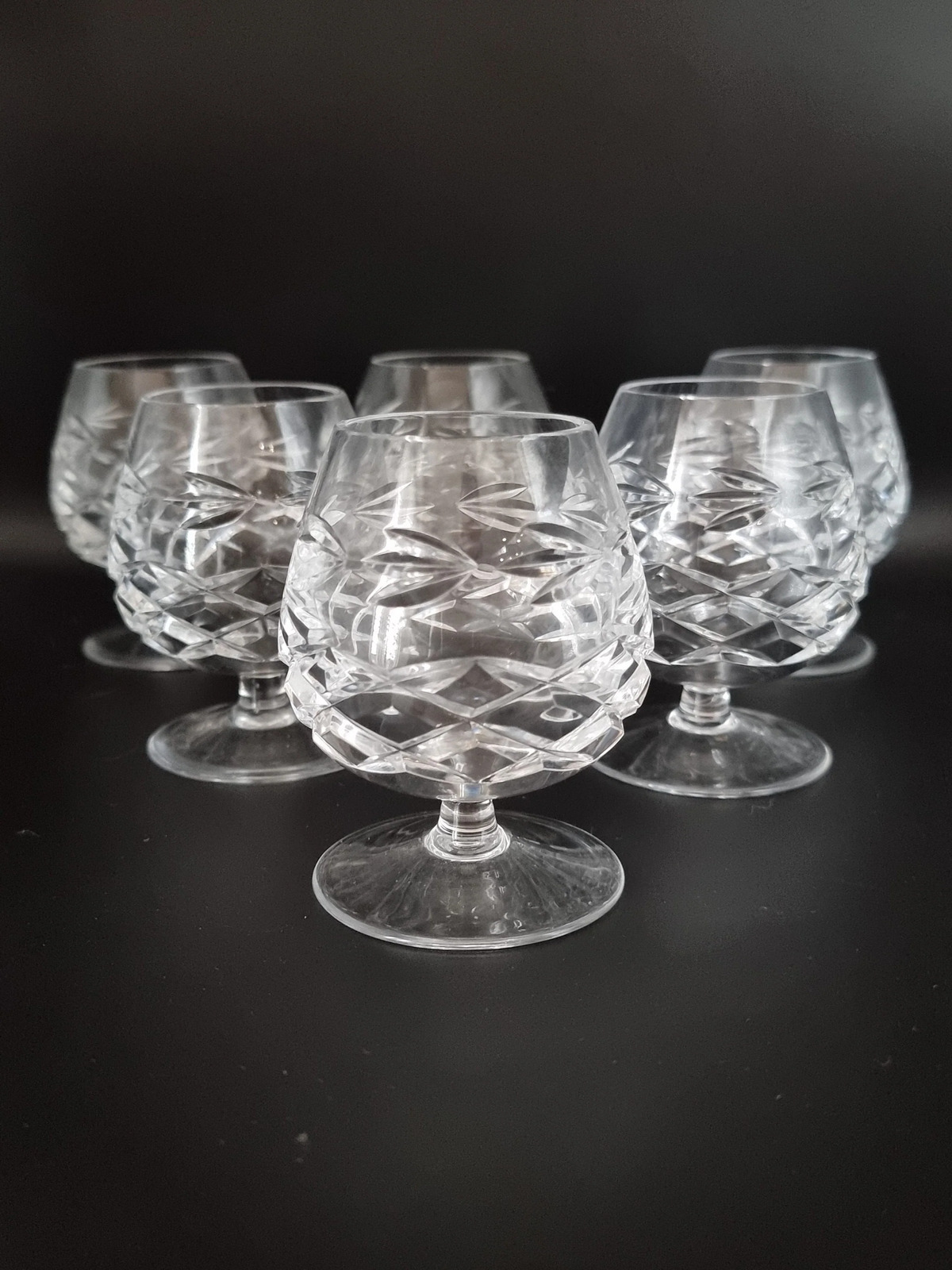 Beautiful Vintage set of 6 crystal brandy glasses