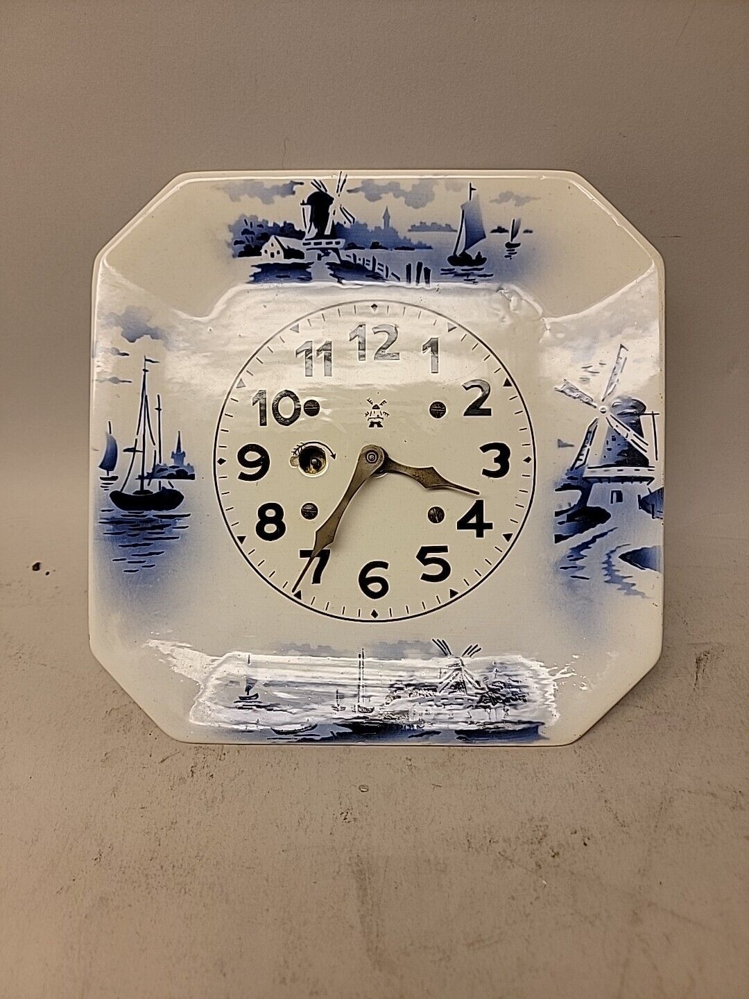 Vintage 1930\'s Blue Delft 8-Day Wind-up Wall Clock for Repair/Parts