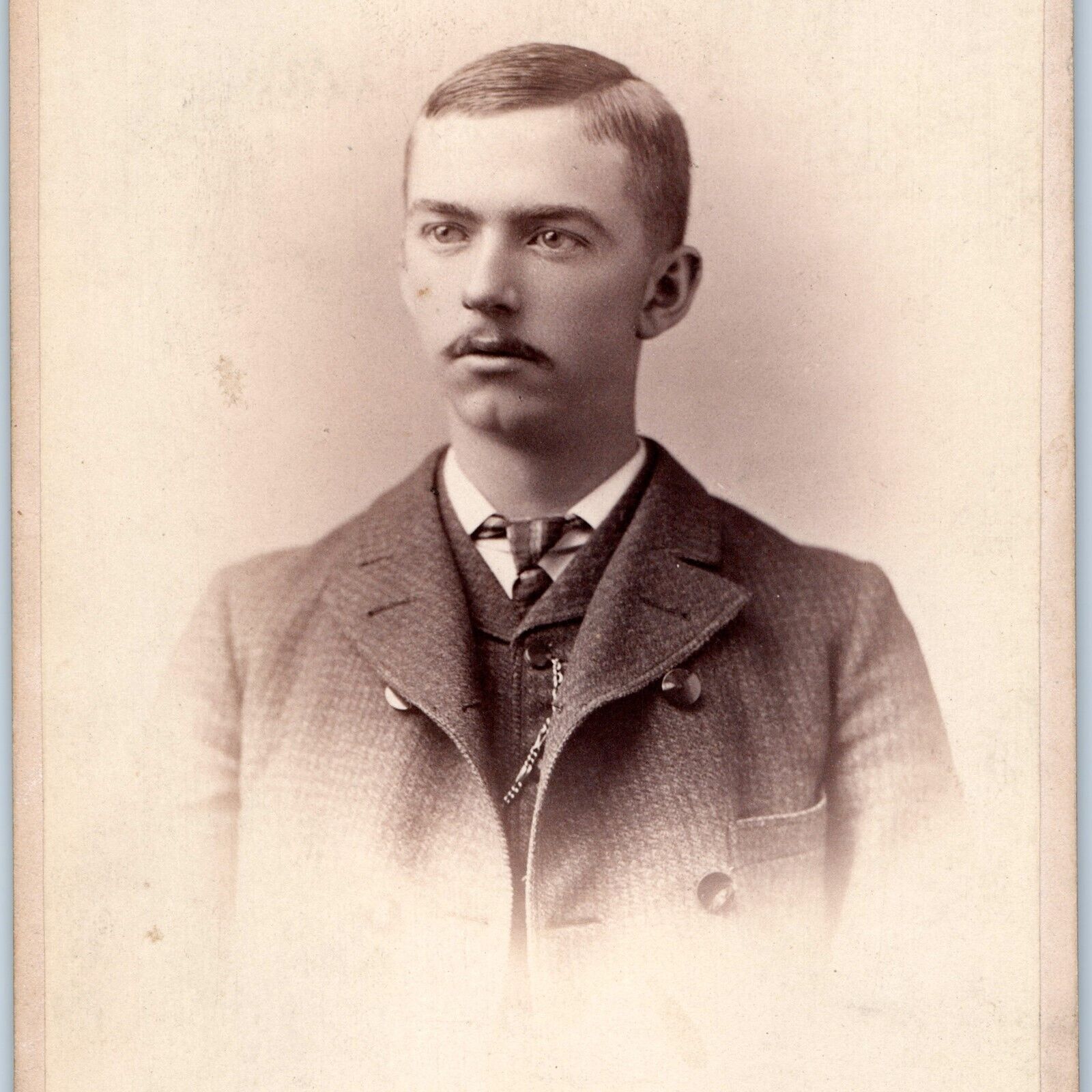 c1880s Chicago, IL Handsome Man Mustache Suit Cabinet Card Photo Rider B19
