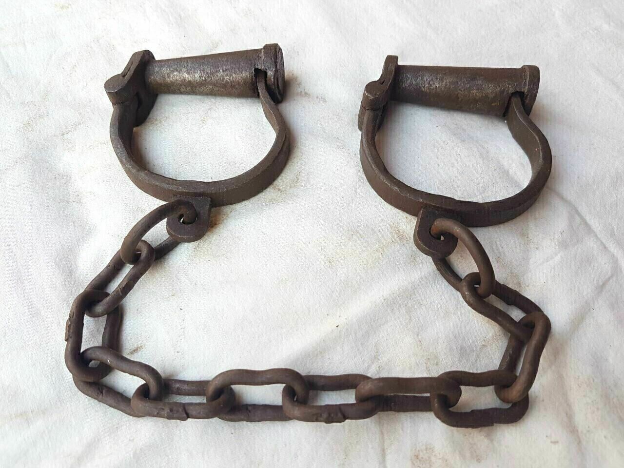 Handcrafted Handcuff Heavy Chain Leg Cuffs Lock Key Vintage Old Antique Iron 21\'