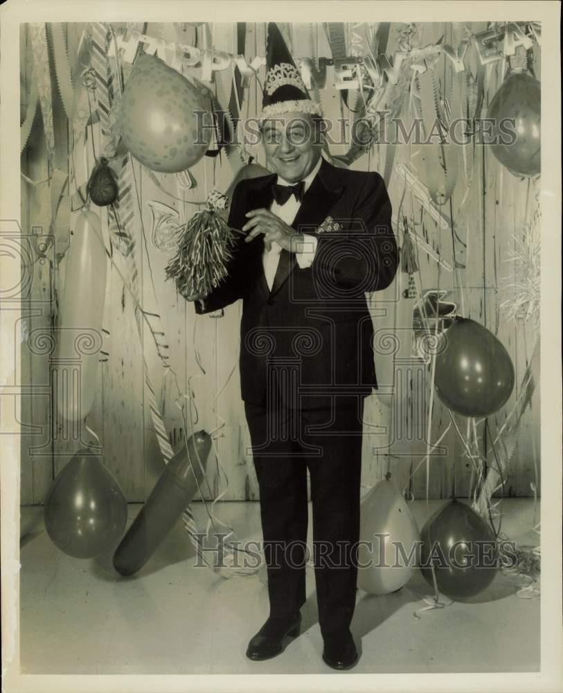 1971 Press Photo Guy Lombardo and his New Year\'s Eve TV special, Waldorf Astoria