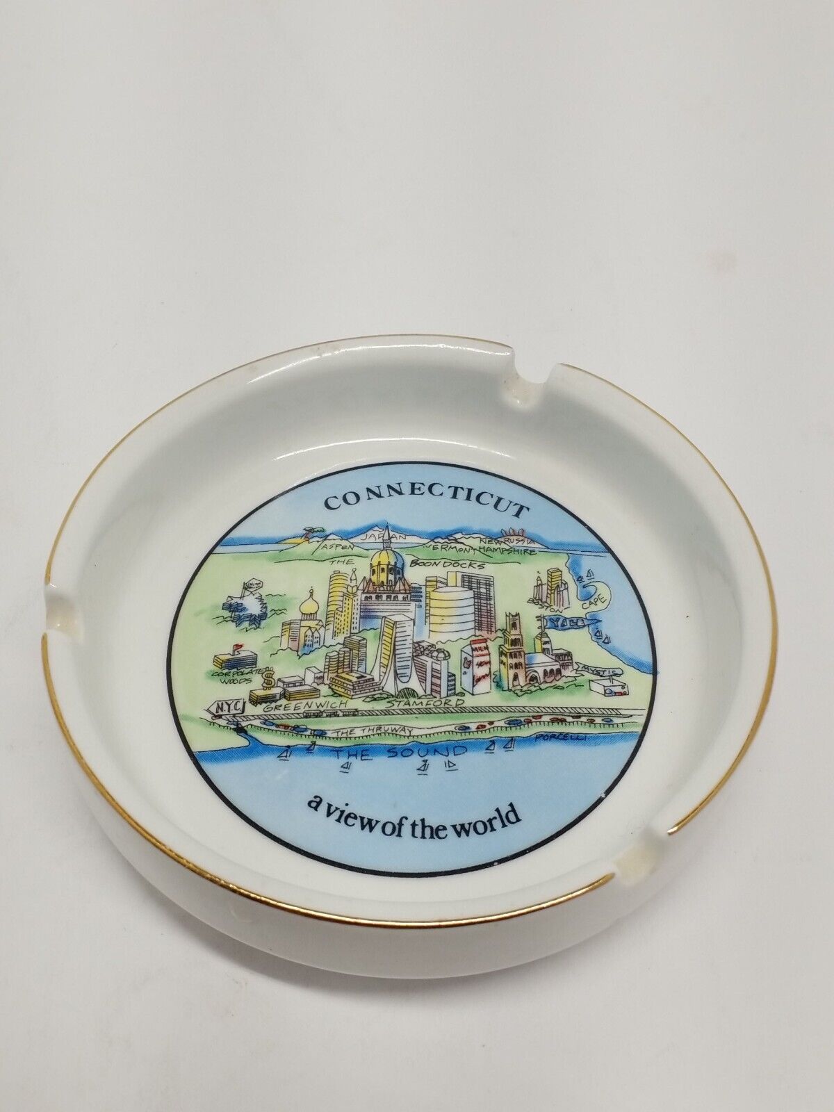 Ash Tray  Connecticut  A View Of The World , Vintage