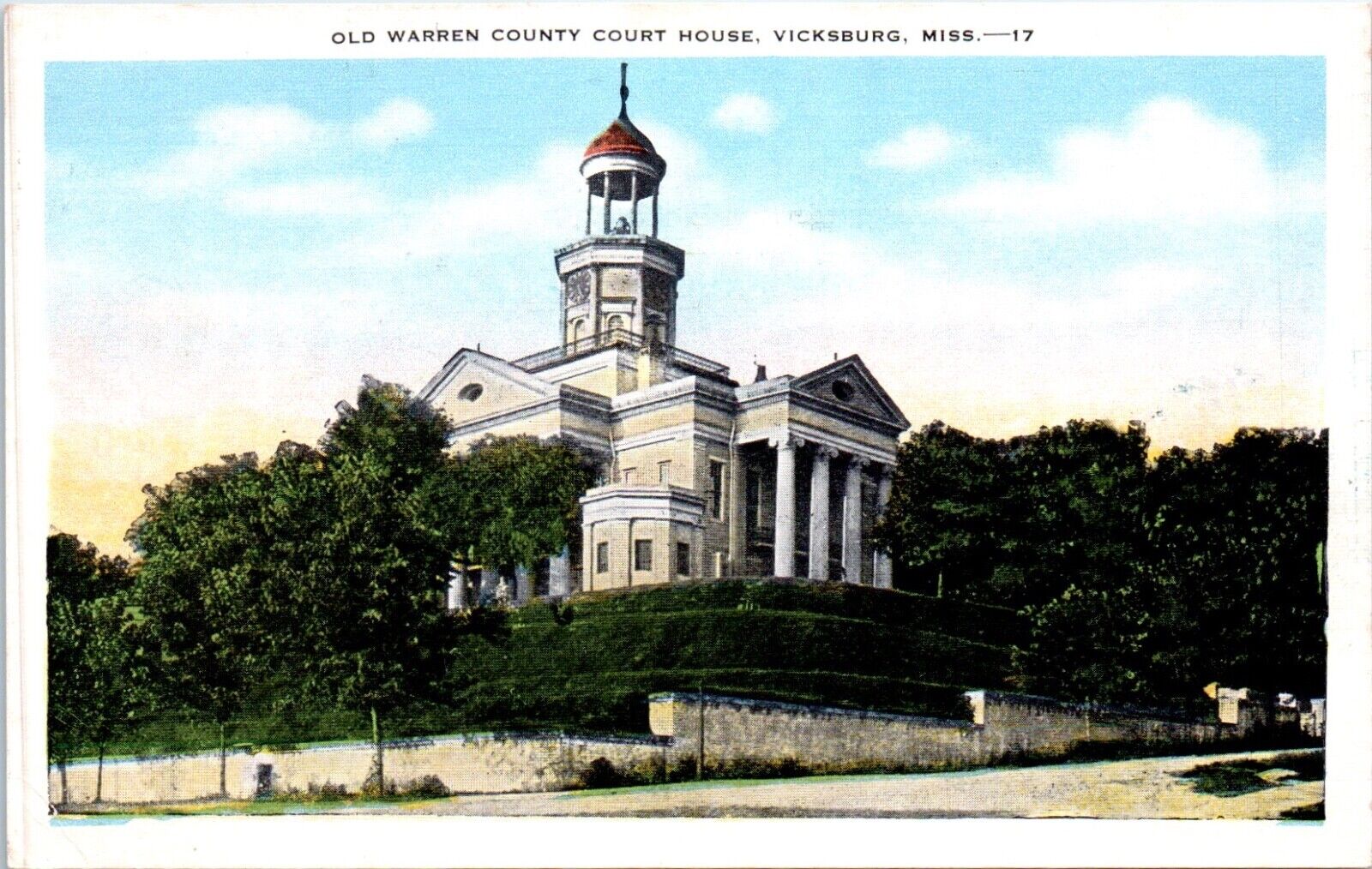 Vicksburg, MS - Old Warren County Court House Linen Postcard Unposted