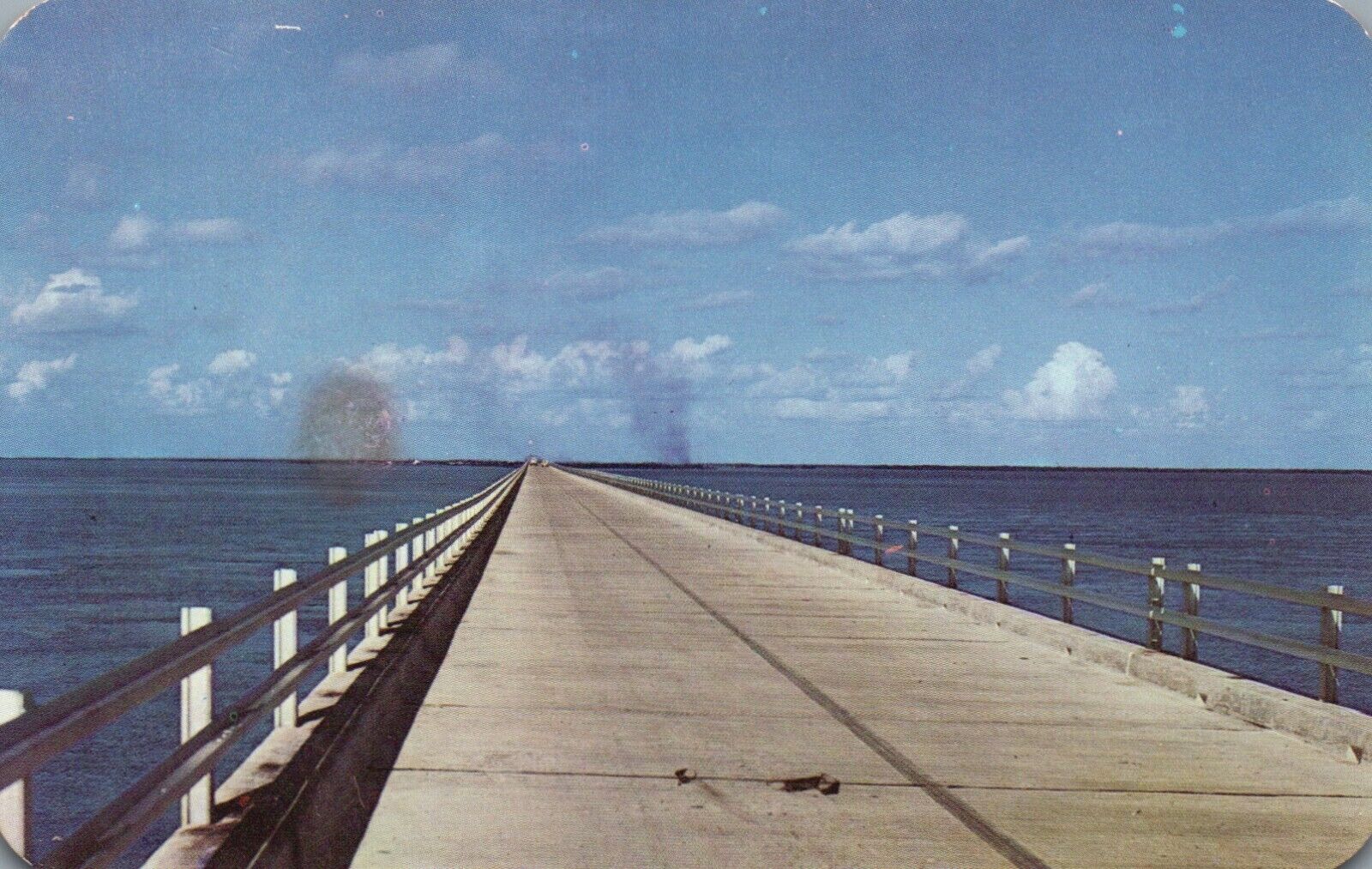 Postcard FL Overseas Highway between Miami & Key West 1951 Vintage PC H8312