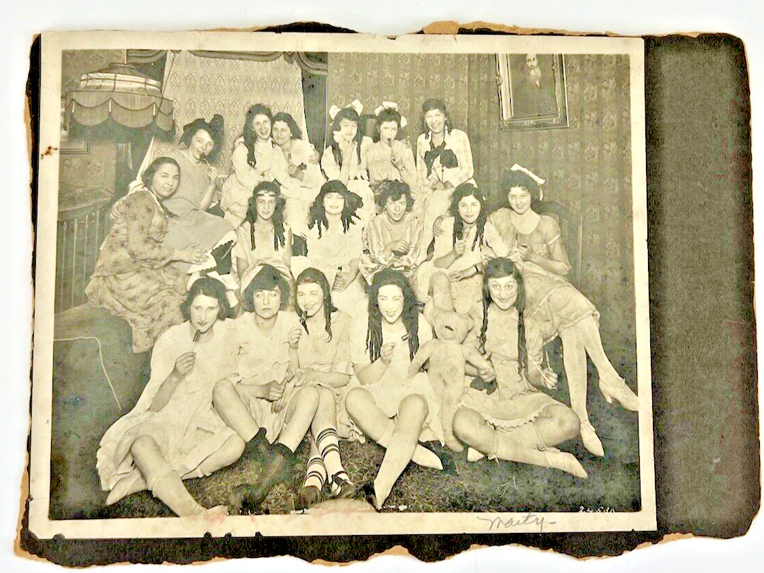 School Girls Young Ladies Class 1920s C J Hibbard Photo Antique Dress Sassy Fun