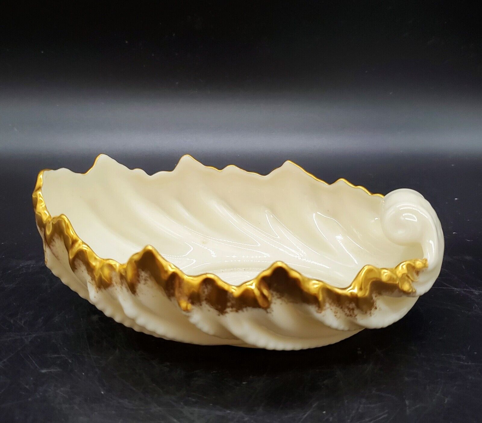Lenox Acanthus Leaf Dish Gold Gilt Ruffled Ivory Porcelain Vintage Trinket 