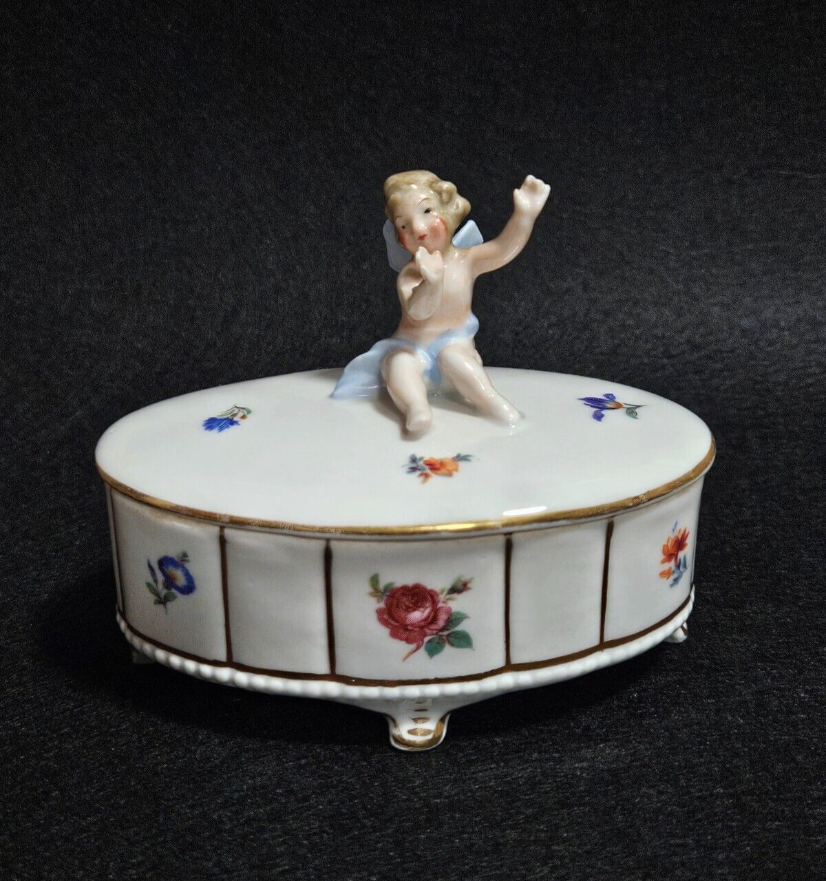 Vtg Neu Tettau Porcelain Angel Floral Trinket Box made Germany US Zone 1945-1949