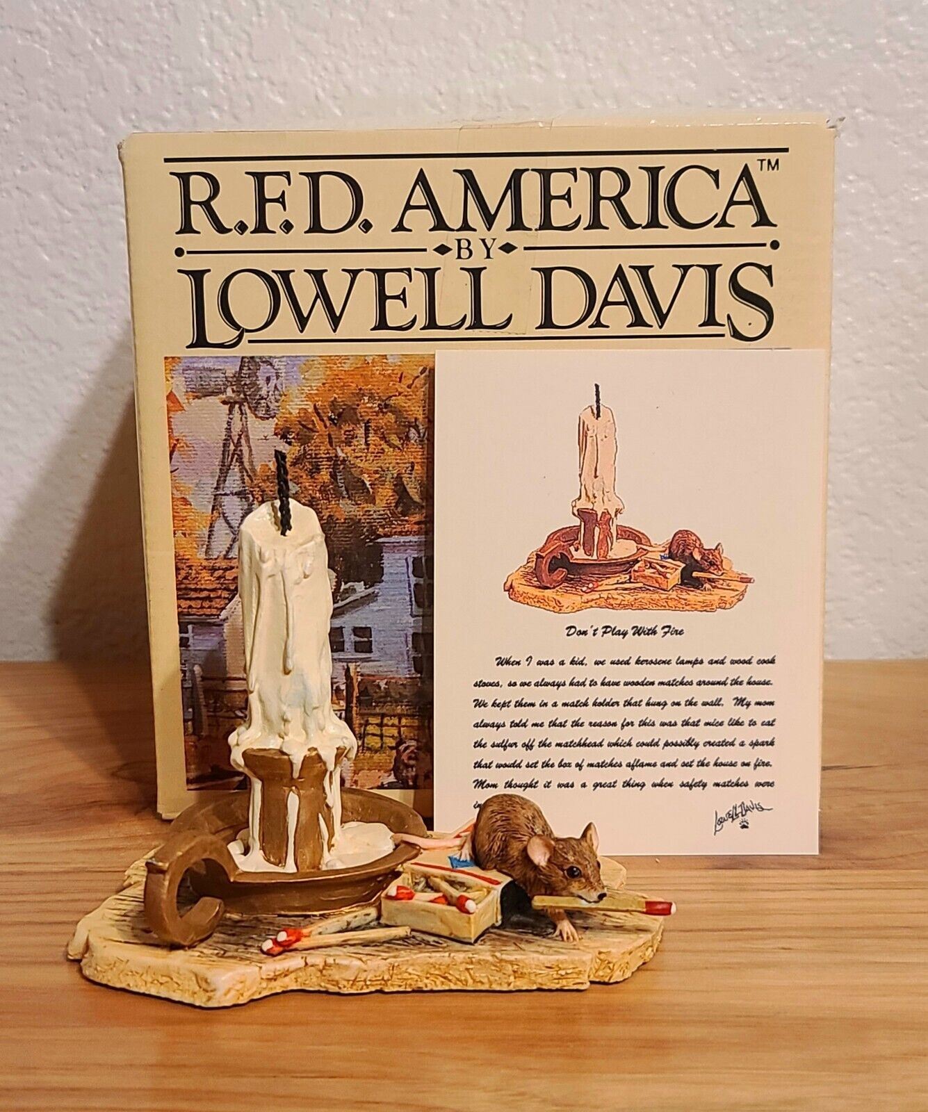 Lowell Davis \