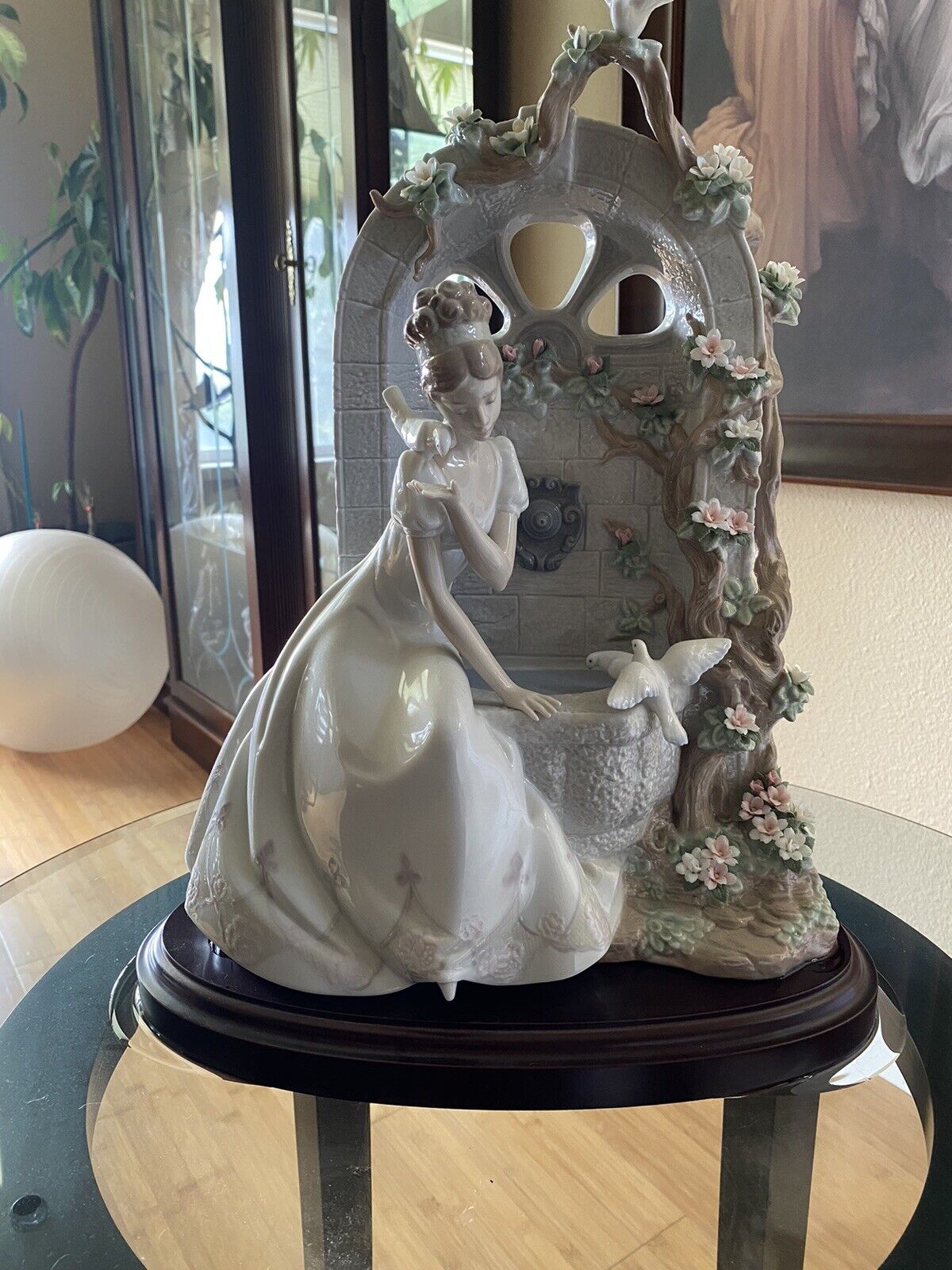 RETIRED  2010 ‘Spring of Love’ Lladro Porcelain Figurine - Item#01001876