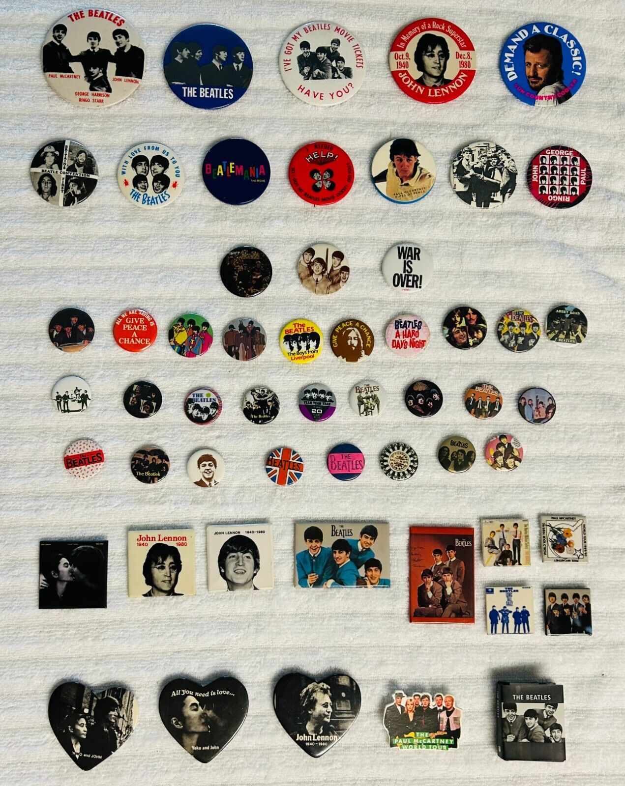 THE BEATLES Lot of 55 Buttons Pins Badges ALBUM COVERS, LENNON & 1 MINI BOOK