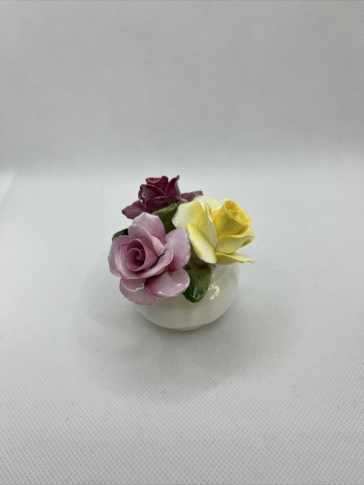 Healacraft Fine Bone China Roses Made in England Decorative - approx. 3\