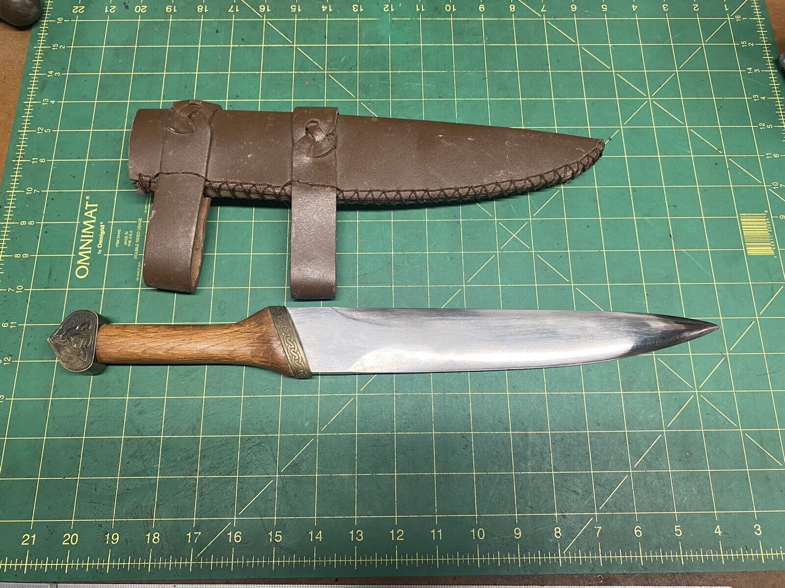 Hanwei Saxon Scramasax Blade Knife Steel Blade Wood Handle And Leather Sheath