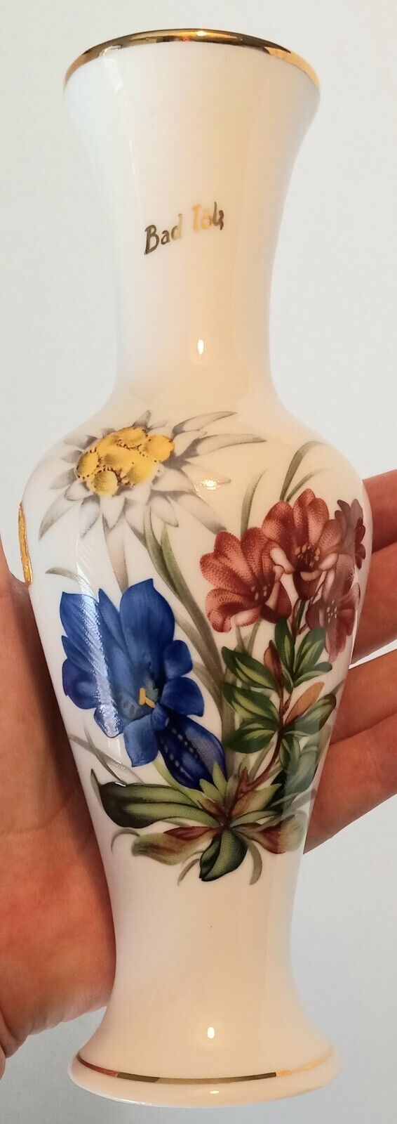 Vintage Bavaria Waldershof Kanderbreit Original Sticker HP Floral Vase Germany
