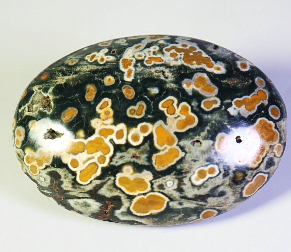 Top Natural Round Eye Ocean Jasper Agate Eye Quartz Crystal Plam Stone Specimen