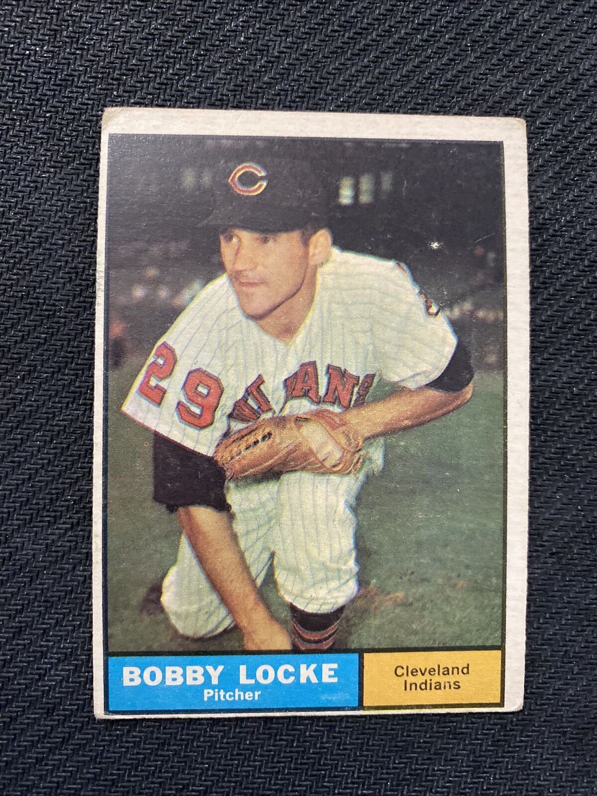1961 Topps #537 Bobby Locke Baseball Cleveland Indians