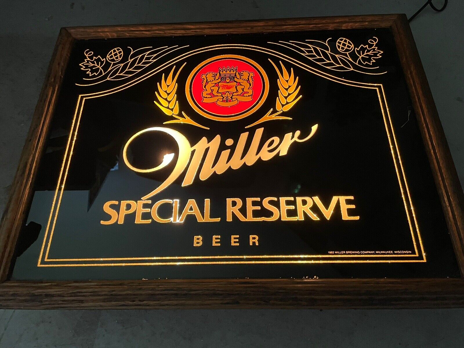 1982 Miller special reserve Light up Glass Wood Beer Sign 21.5 X 17