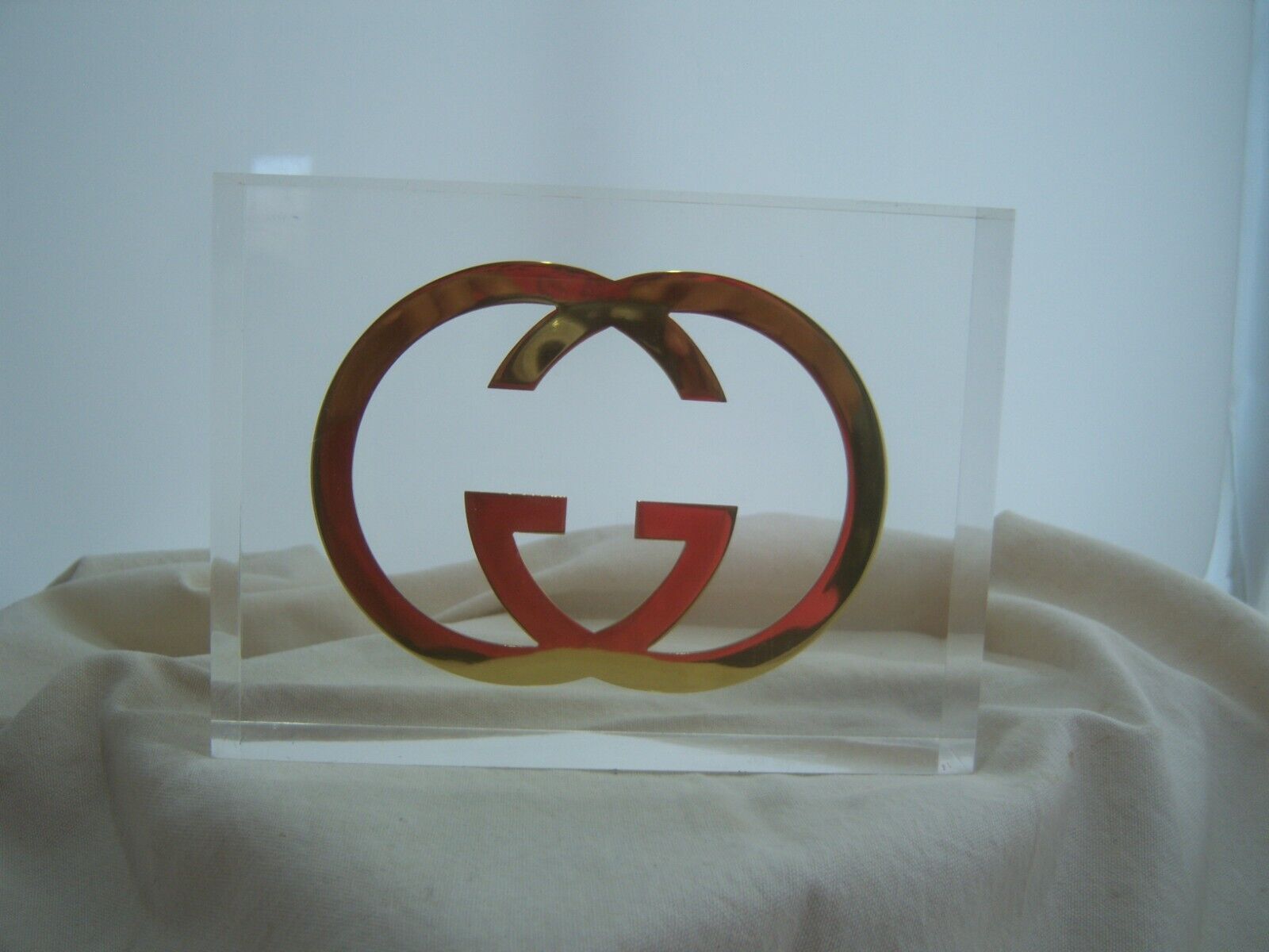 GUCCI LUCITE LOGO STORE DISPLAY Brass Gold GG Clear Plastic Block Perfume Watch