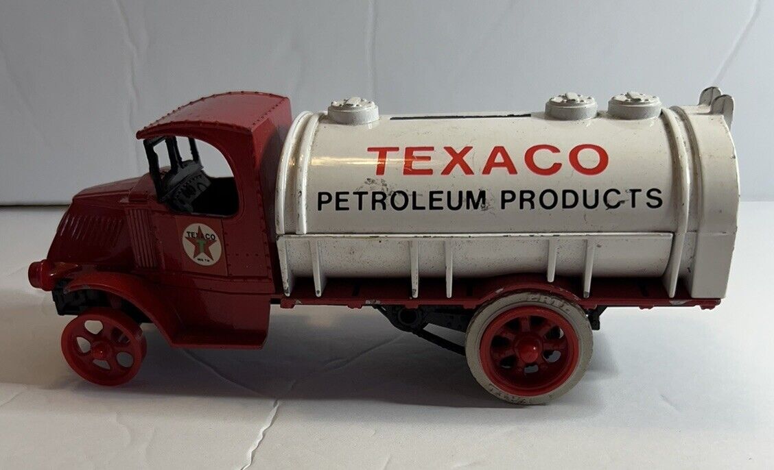 Rare ERTL Texaco 1926 Mack Tanker Collector  Die Cast 1985 Coin Bank SEE PICTURE