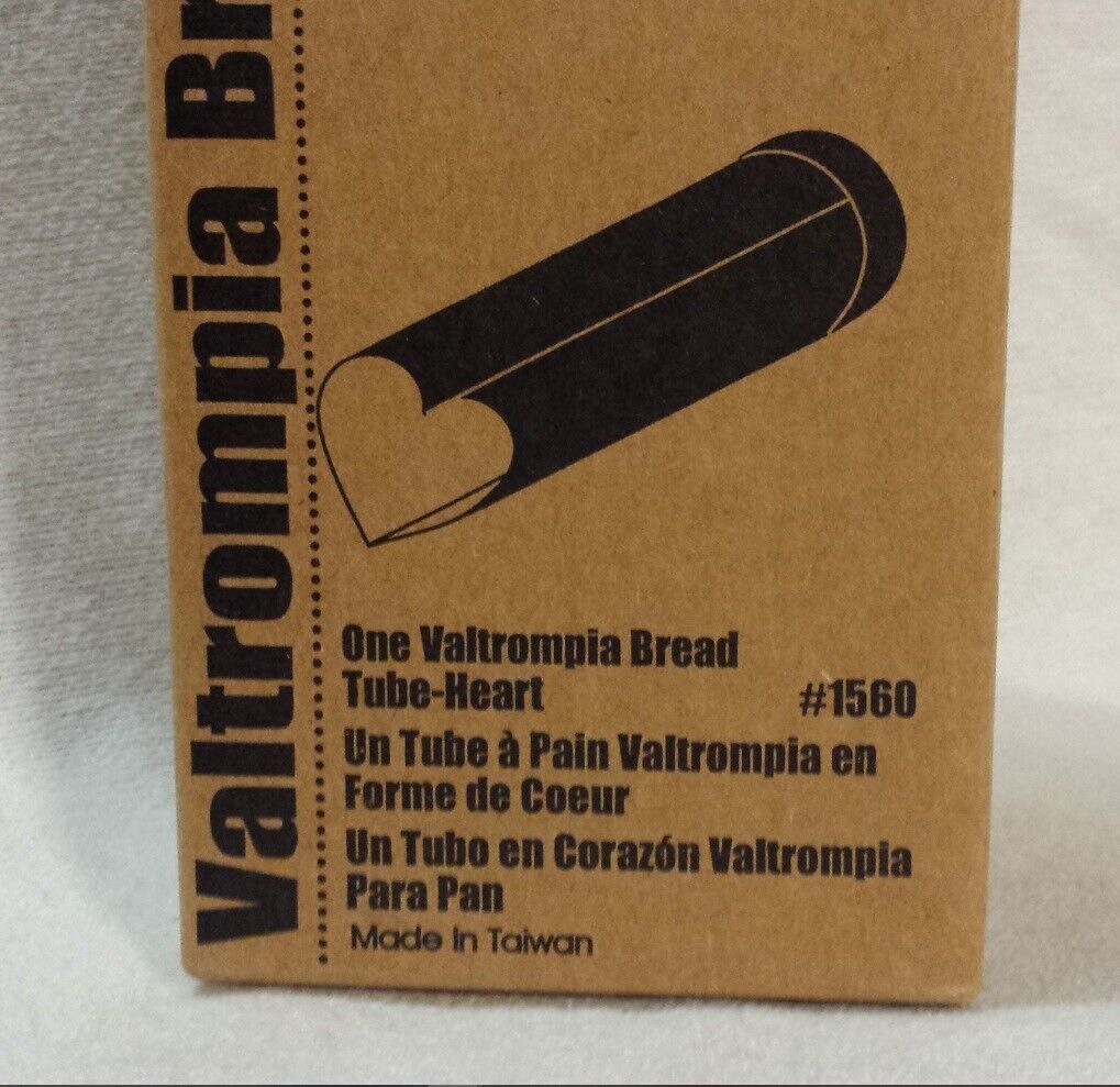 Pampered Chef Valtrompia Bread Tube Heart #1560 Kitchen Baking Metal New in Box