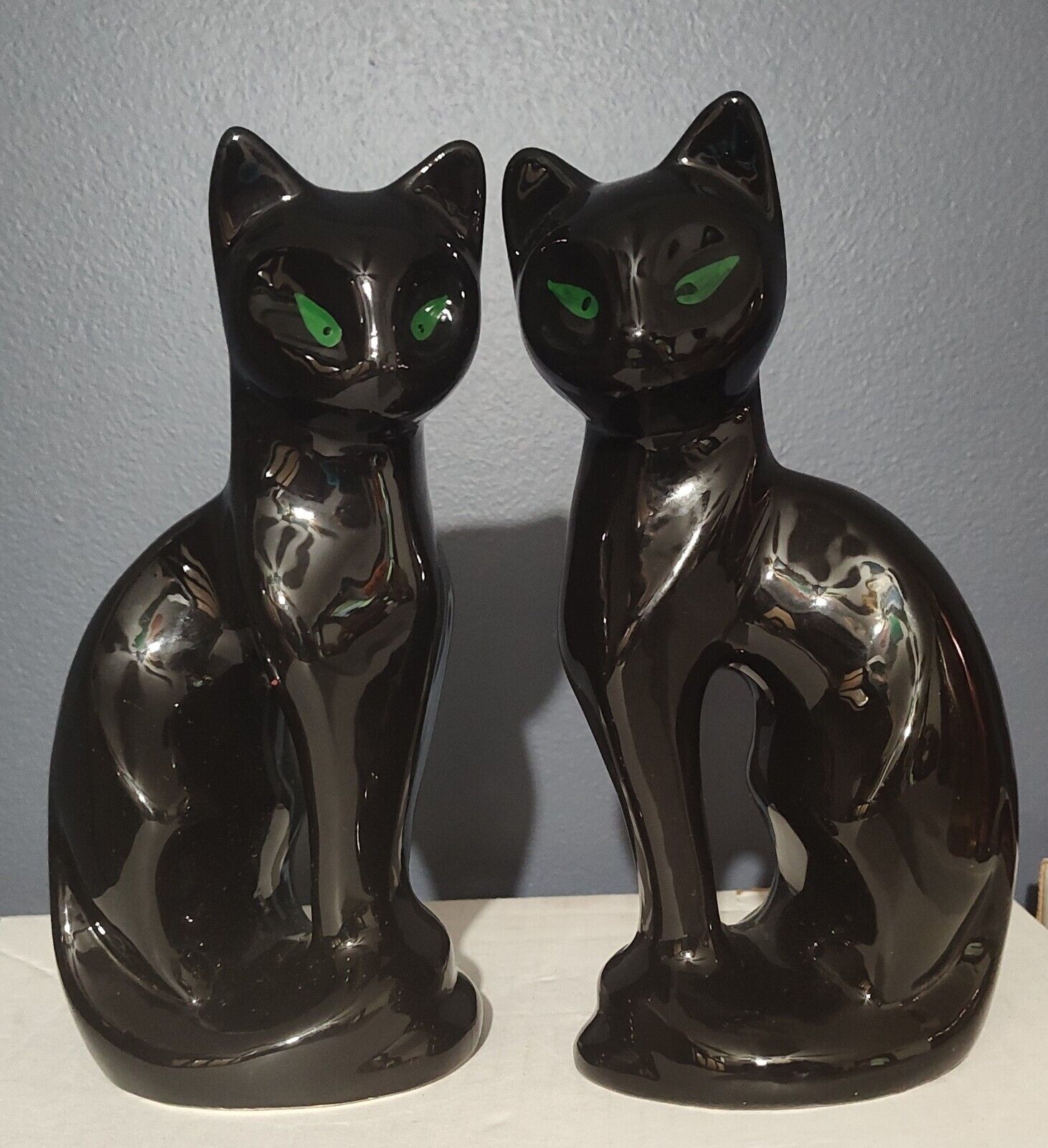 Vintage Mid Century Modern Black Ceramic Siamese Cat Figurines Pair (2) 8\