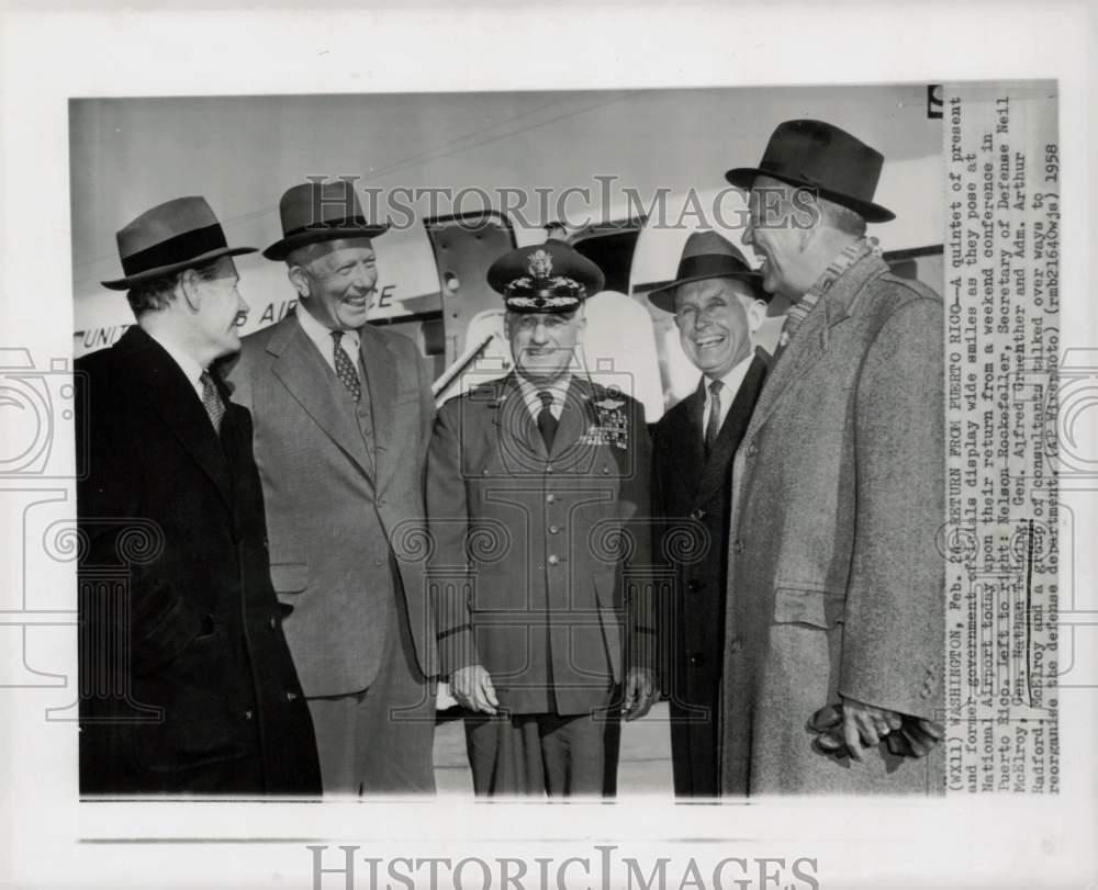 1958 Press Photo Government Officials Return to D.C. after Trip to Puerto Rico