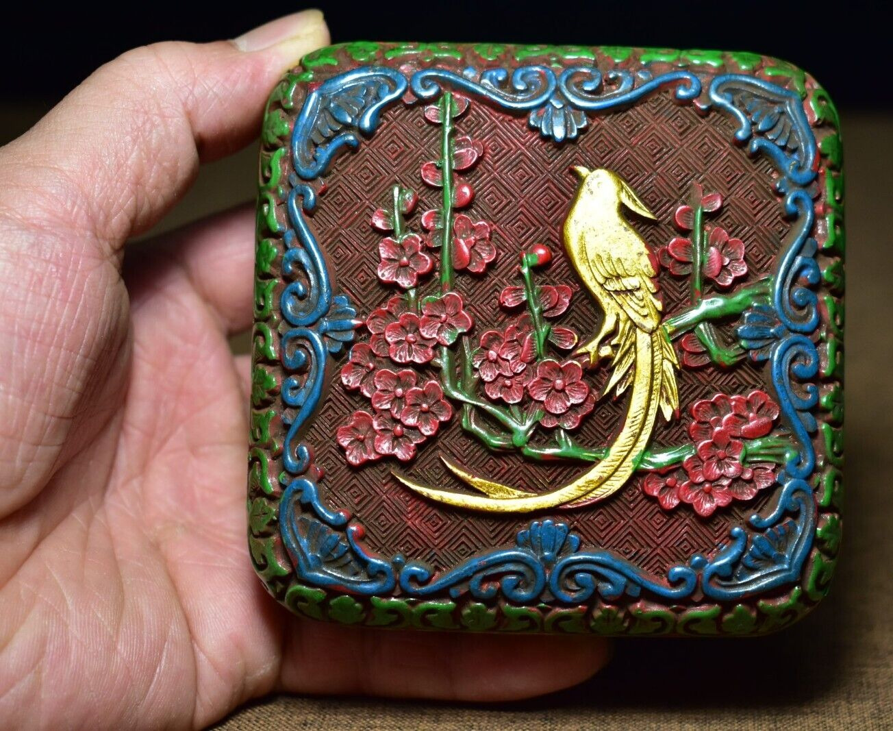 Exquisite noble lacquer handwork carving flower bird color painting Jewelry box