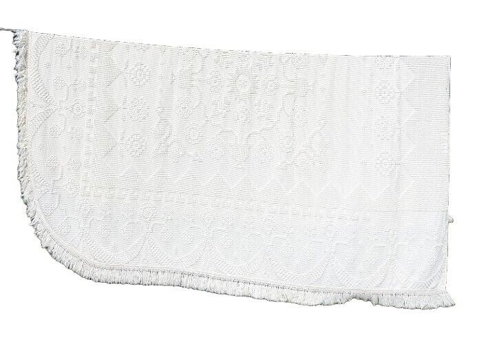 Bates George Washington\'s Choice King Bedspread Antique White 96 x 108 Scalloped
