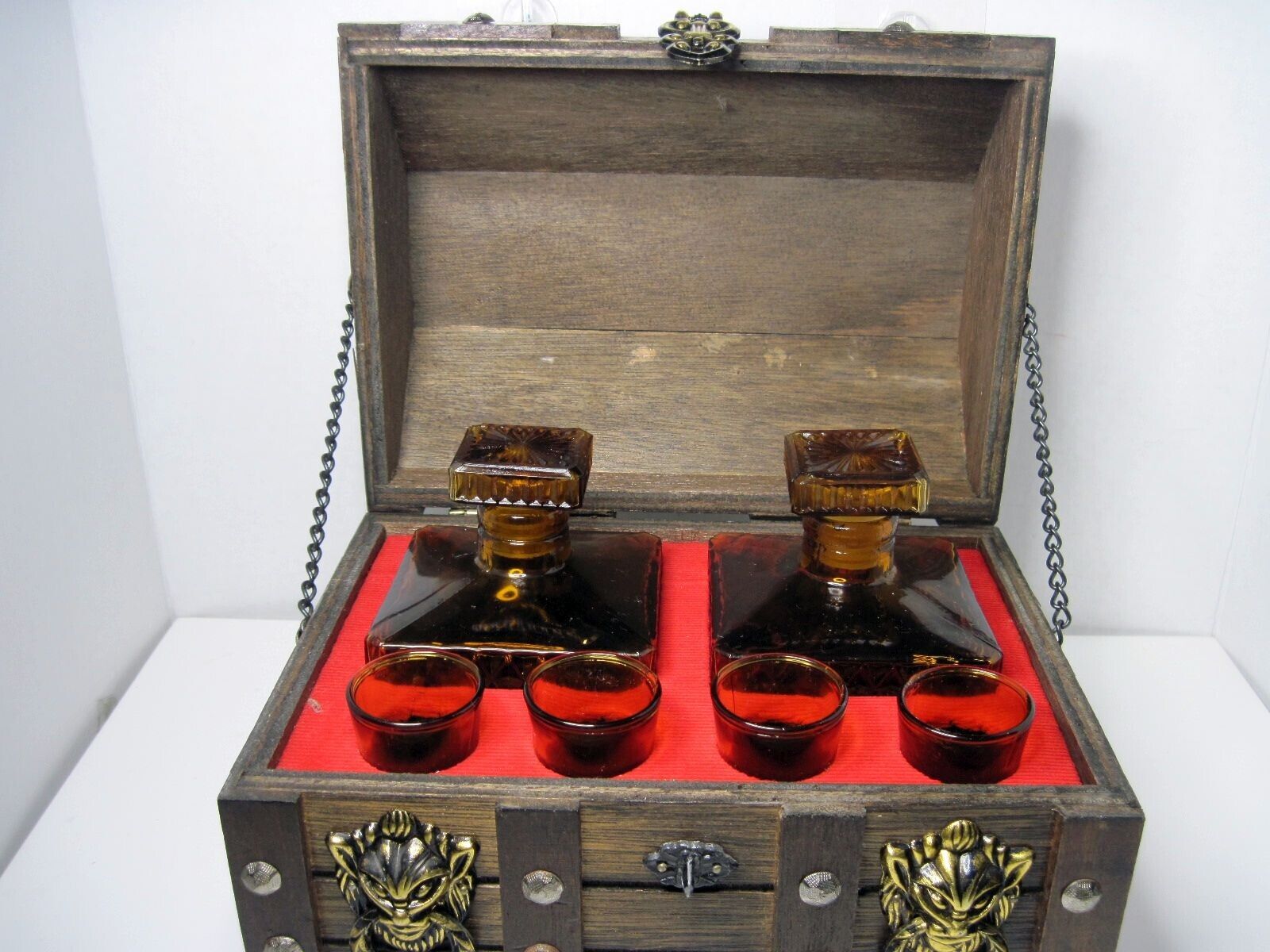 Beautiful Rare Vintage Decanters & Shot Glasses in Medieval Style Treasure Chest