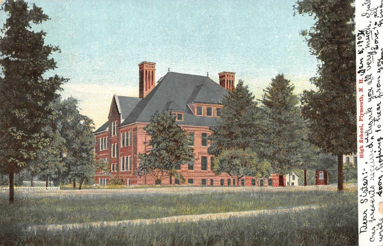 PLYMOUTH, NH New Hampshire   HIGH SCHOOL & GROUNDS   1907 Postcard
