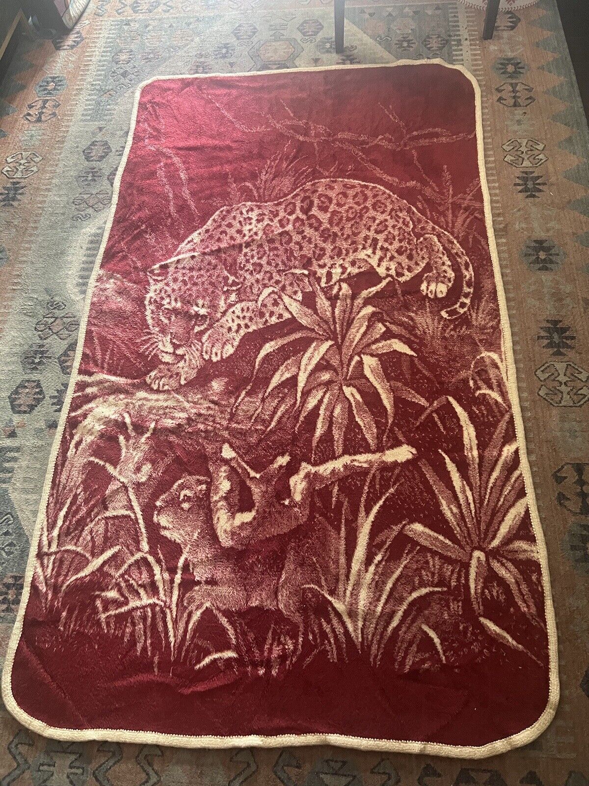 vtg 70's San Marcos reversible leopard print fuzzy tecture blanket 80'' x 46''