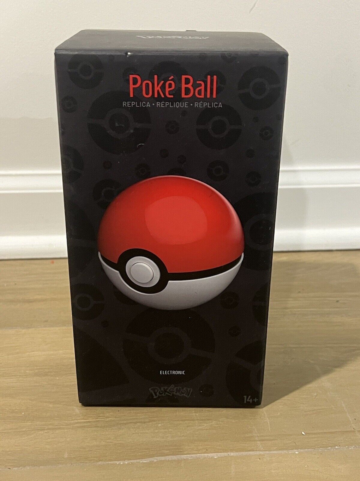 Pokeball Pokemon Poké Ball Electronic Die-Cast Metal Replica - Wand Company MINT