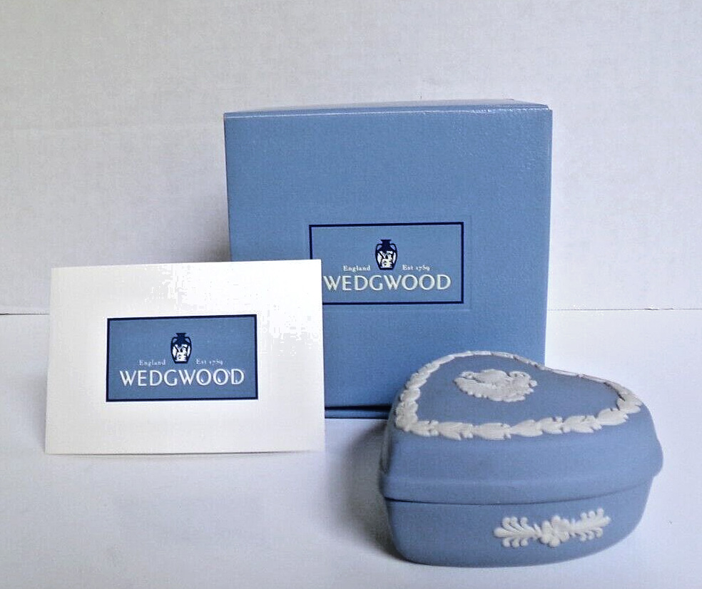 Wedgwood Blue Jasperware Heart ShapeTrinket Jewelry Box & Lid England 2 5/8\