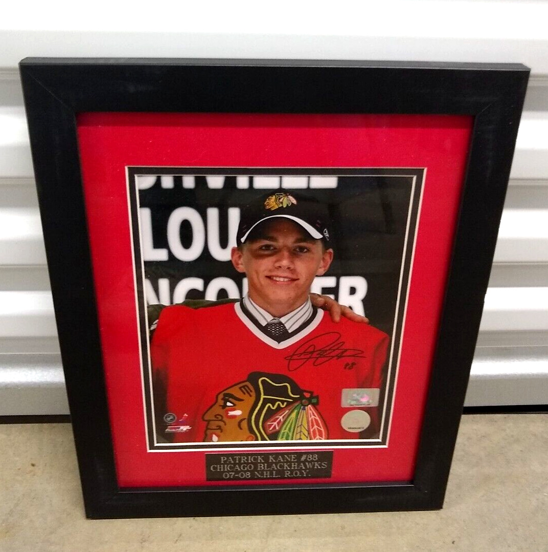 Patrick Kane- Blackahwks Autographed 8x10 Draft Day Photo- Framed & Matted