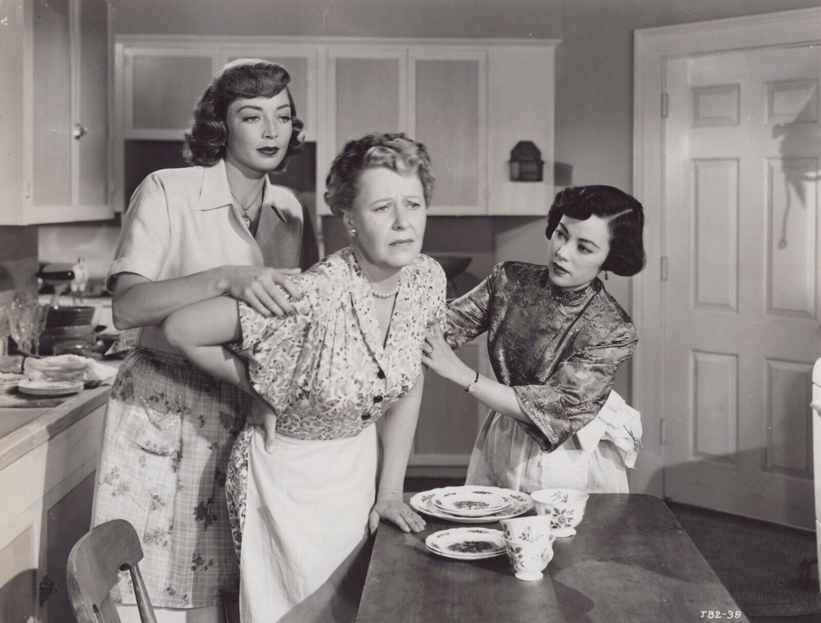 Marie Windsor + Louise Lorimar + Shirley Yamagushi (1952) 🎬⭐Vintage Photo K 276