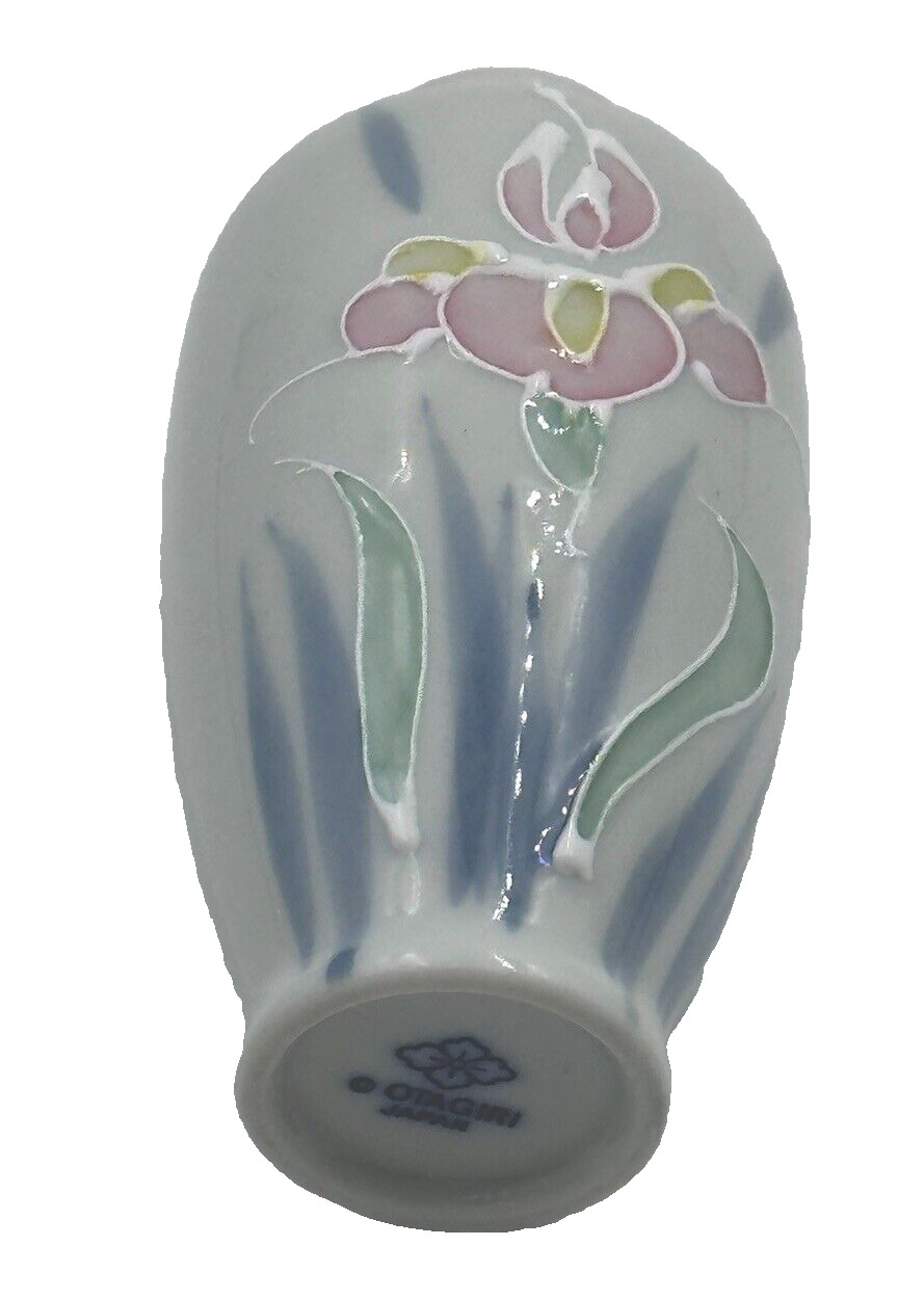 Otagiri Japan Vintage Floral Lite Hand Painted Pastel Iris Porcelain Vase 4.5”