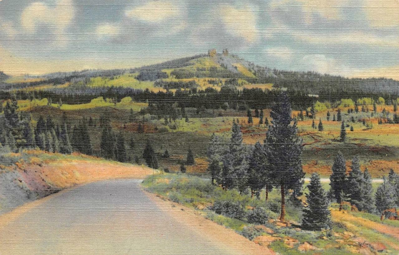 Colorado CO   VICTORY HIGHWAY~US 40~RABBIT EAR PASS   c1940\'s Linen Postcard