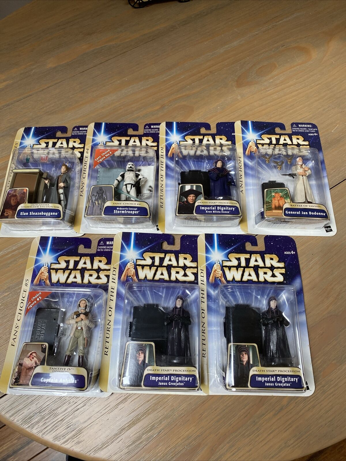Star Wars Hasbro  Figure Lot (7) Unopened - Great Shape
