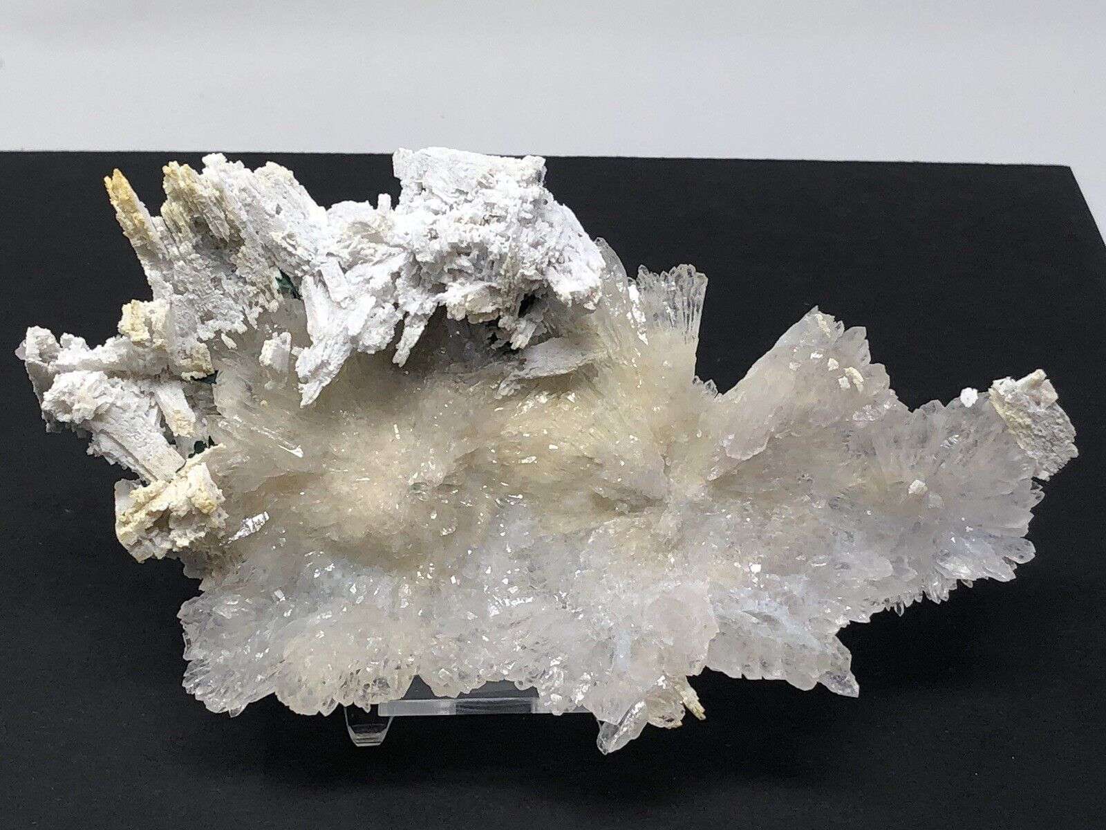 RARE New Find Specialty Amethyst Quartz Cluster Uruguay 8.7oz Beautiful N39