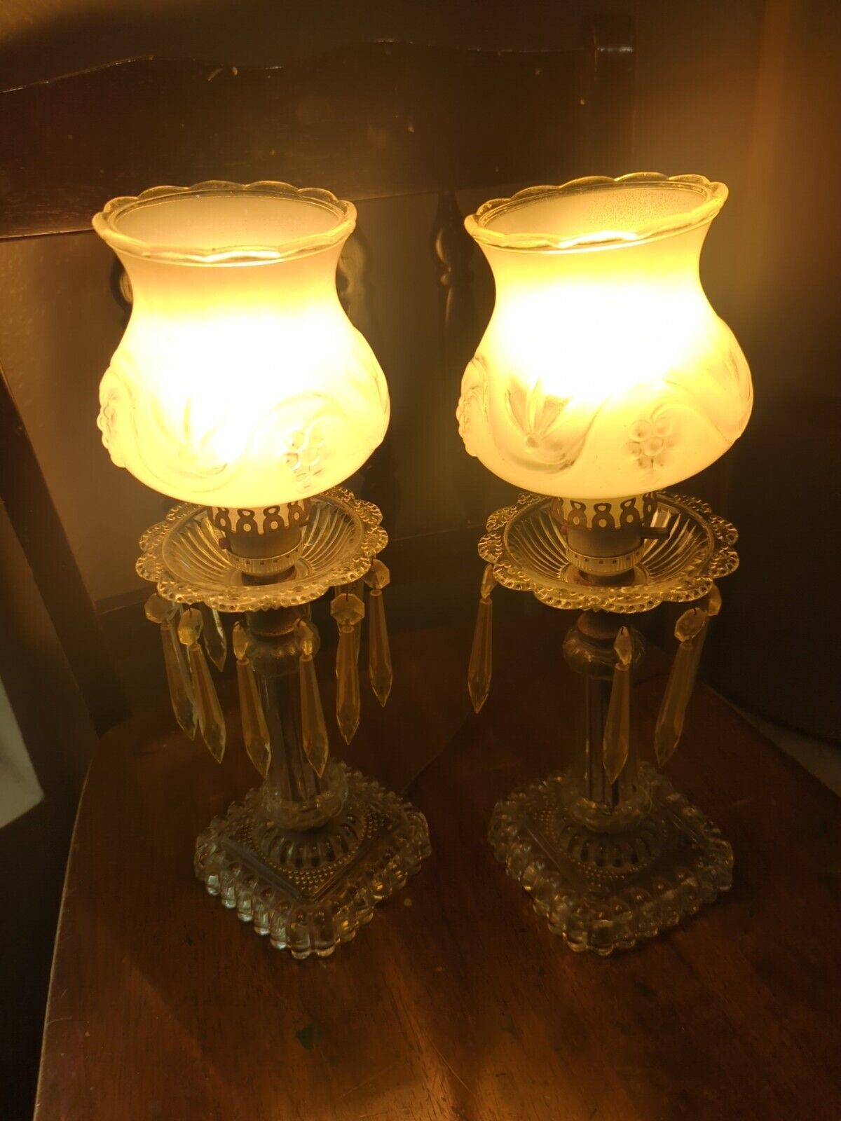 Beautiful Vintage Lamp With Glass Lampshade And Free Additional Matching Lamp-