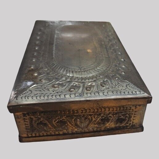 Solid Brass Antique Sri Lankan Handmade Traditional Jewelry Box Home Décor Gift