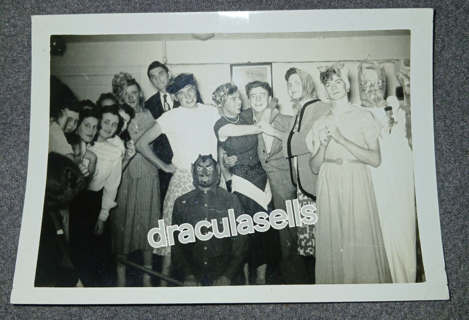 Vintage 40\'s COSTUME Party  Photo Boys Dressed As Girls Crossdressing 1949