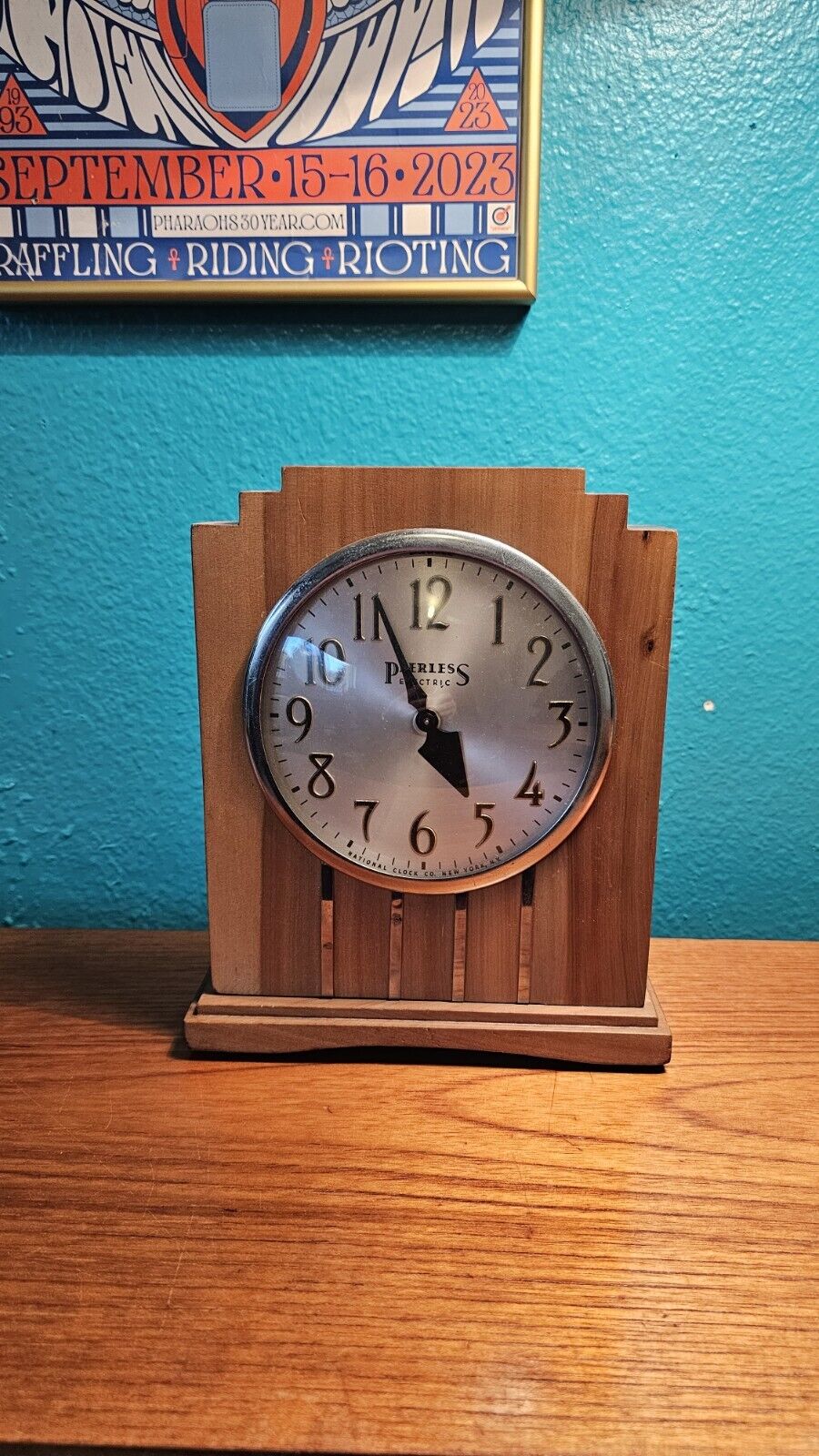 Peerless Electric National Clock Company Deco Wooden architectural Mantle Clock