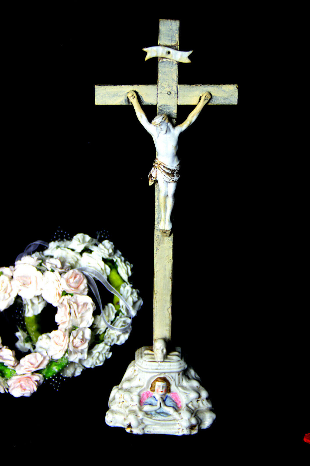 Antique French 19thC vieux paris porcelain Crucifix 