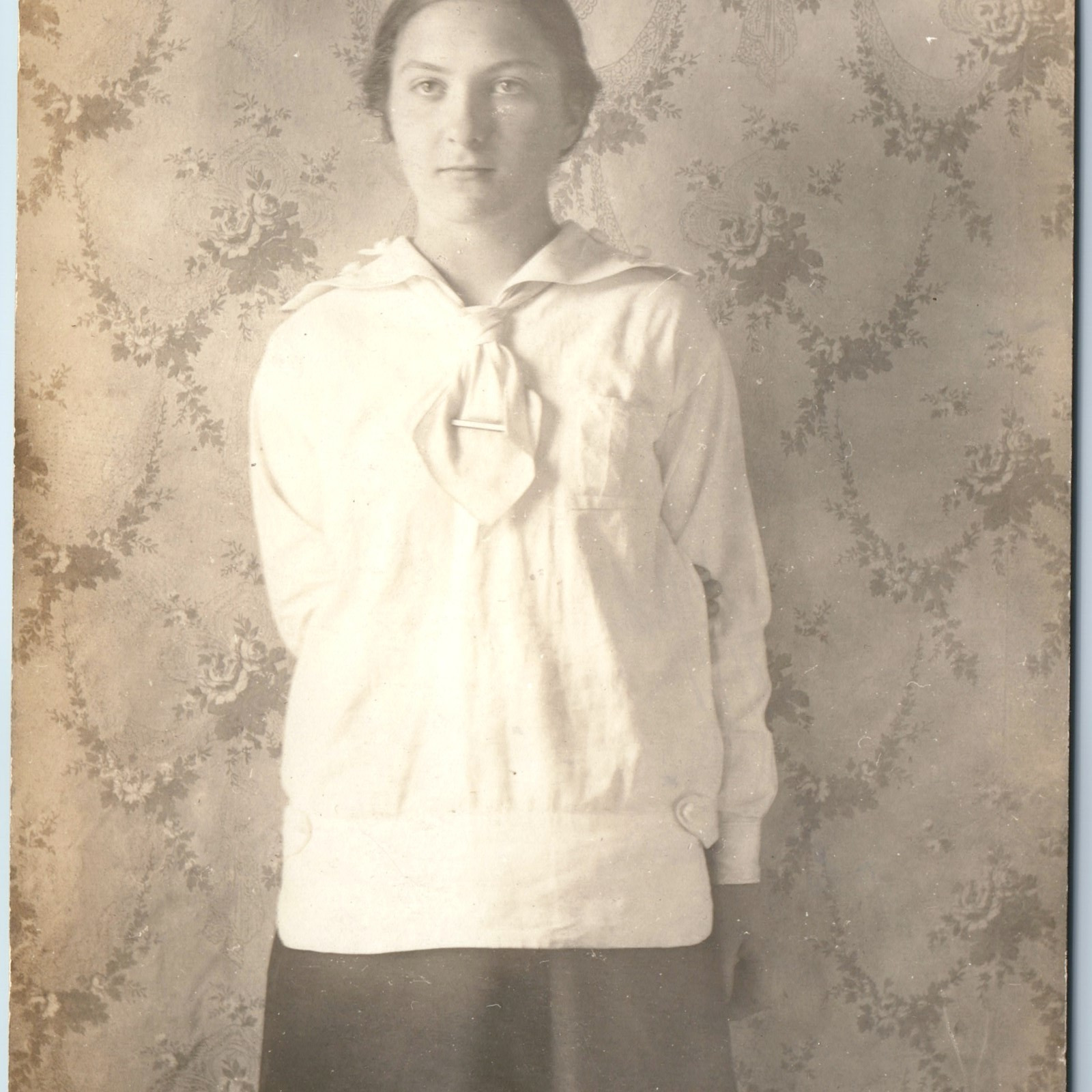ID\'d c1910s Lovely Young Lady RPPC House Close Up Name Lucile Sickels Photo A211