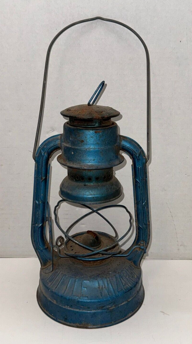 VTG Dietz Little Wizard Kerosene Lantern N.Y. USA Blue Metal