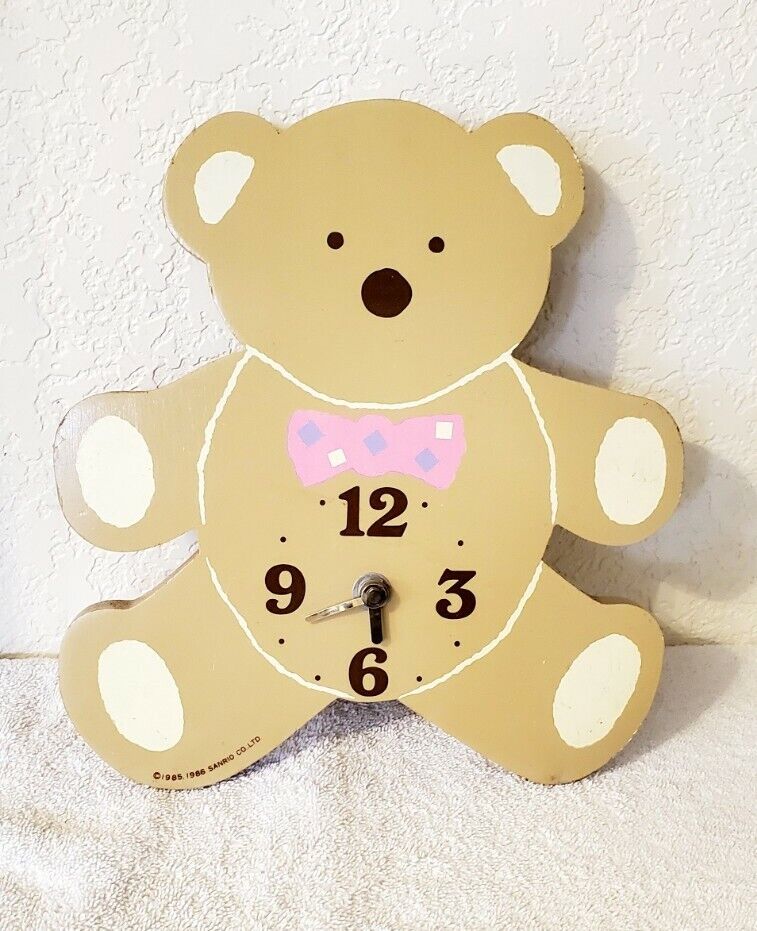 Rare Vintage Sanrio 1986 Tweedle Dee Dee Bear Wood Wall Clock Hello Kitty Japan